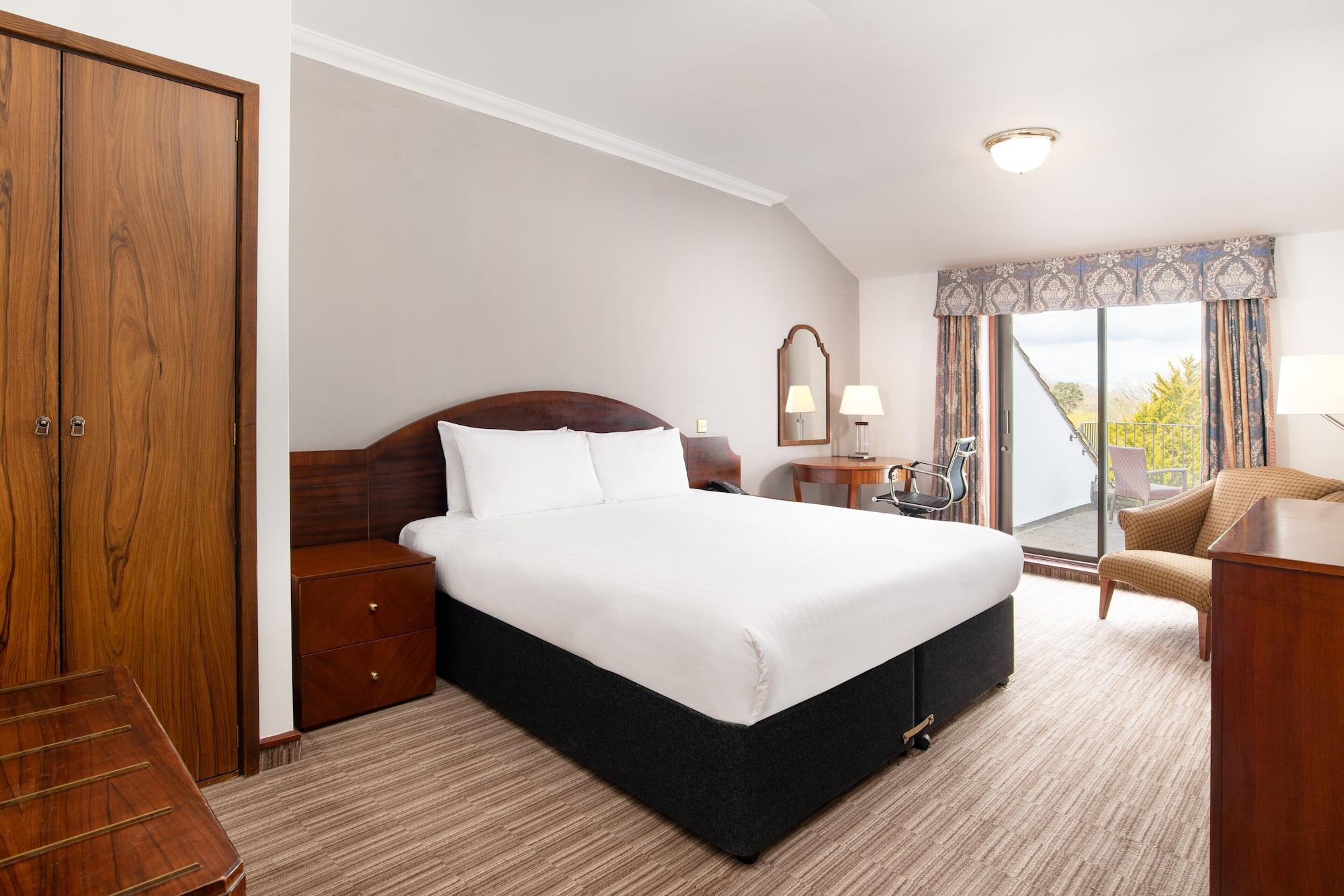 Copthorne Effingham Gatwick Hotel Экстерьер фото