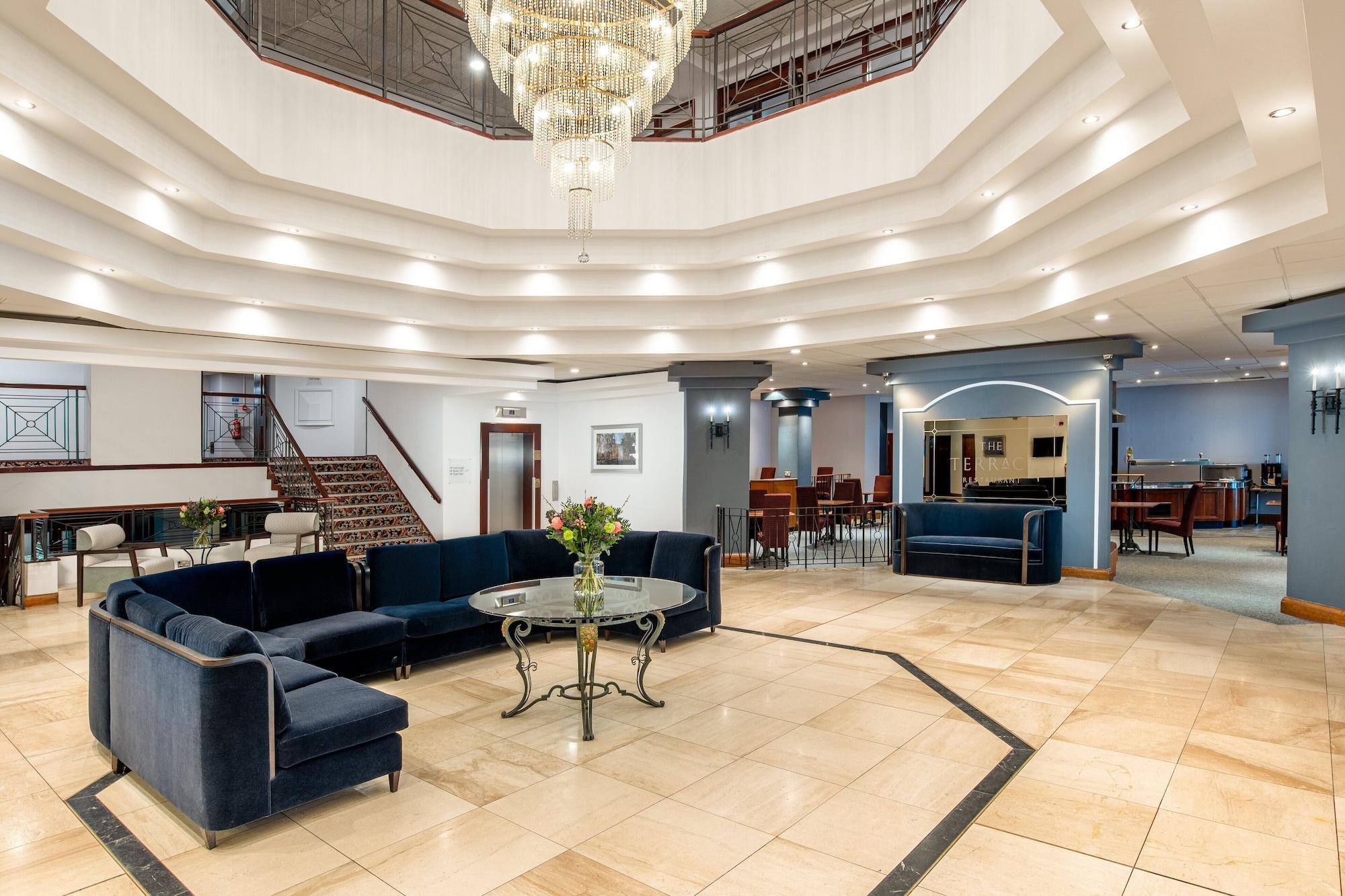 Copthorne Effingham Gatwick Hotel Экстерьер фото