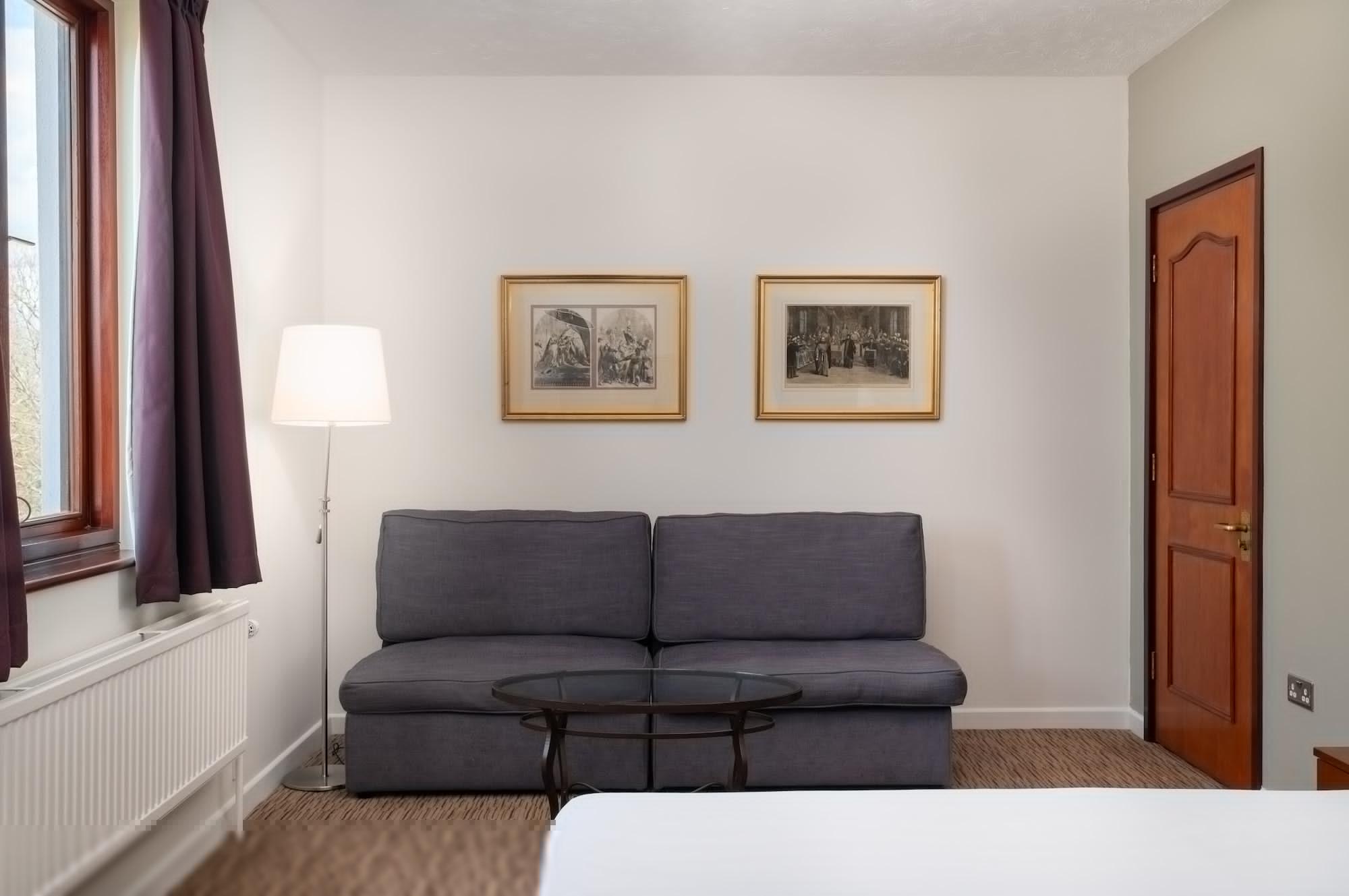 Copthorne Effingham Gatwick Hotel Экстерьер фото