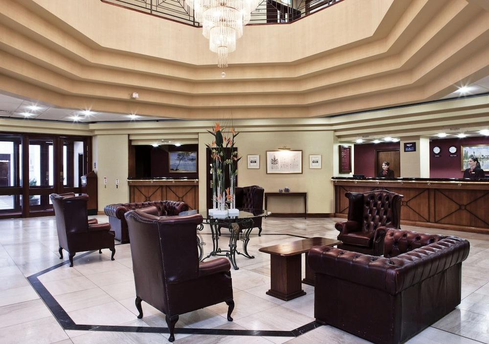Copthorne Effingham Gatwick Hotel Экстерьер фото