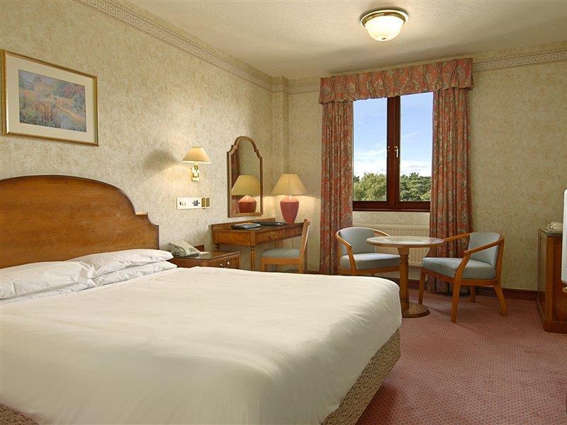Copthorne Effingham Gatwick Hotel Номер фото