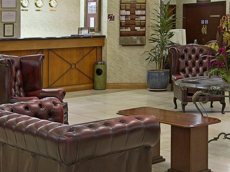Copthorne Effingham Gatwick Hotel Экстерьер фото