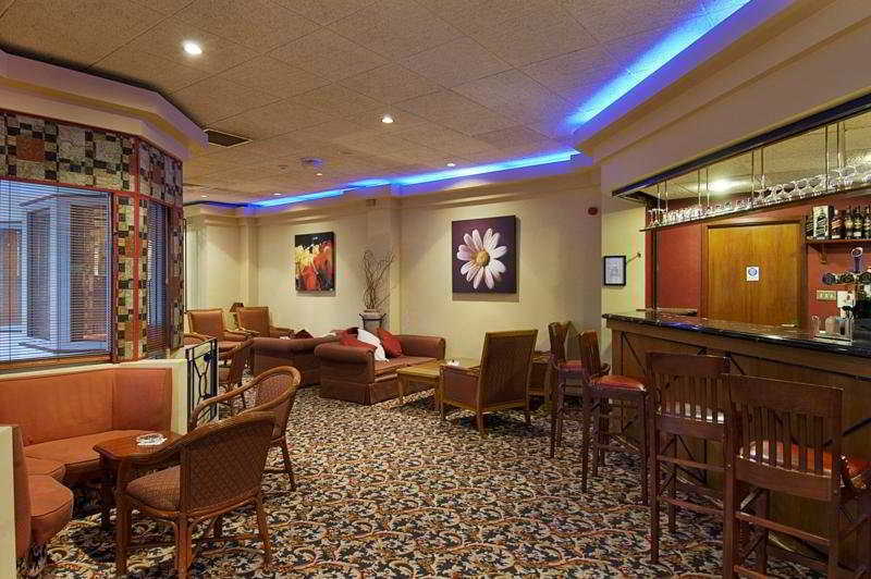 Copthorne Effingham Gatwick Hotel Экстерьер фото