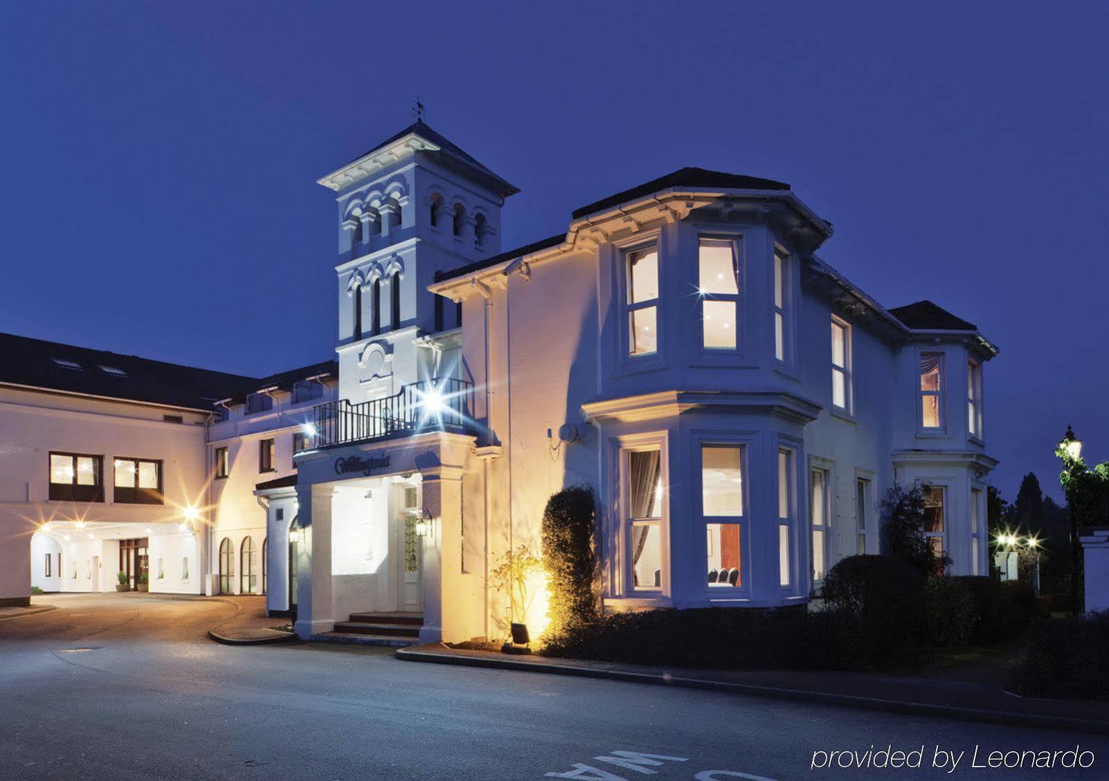 Copthorne Effingham Gatwick Hotel Экстерьер фото